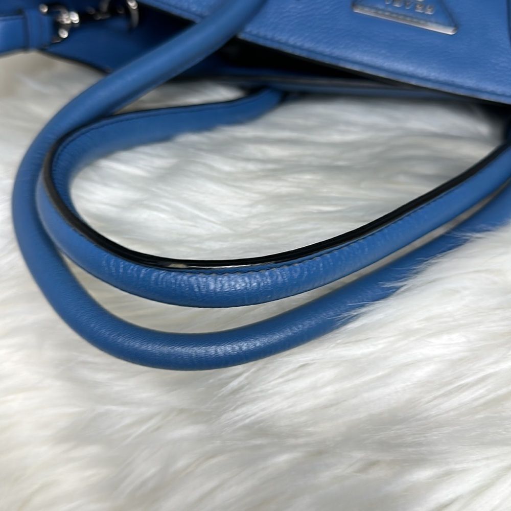 💯 Authentic Prada Tote Handbag Two Way🍀 - Picture 13 of 14